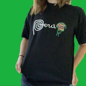 Perú embroidered black T shirt